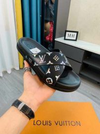 Picture of LV Slippers _SKU720992282732044